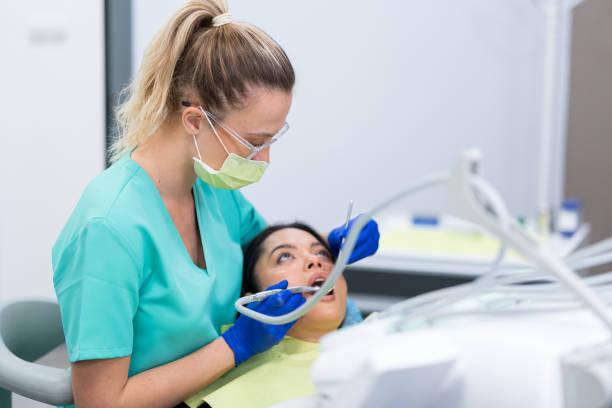 Best Emergency Care for Gum Disease in Palm Springs North, FL